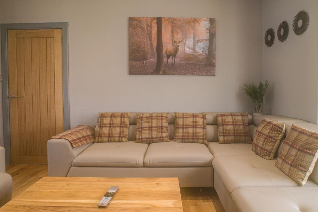 Luxury Super Central Cottage With A Hot Tub/ Gym Portree Exterior foto